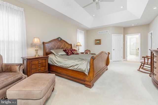 9 KENNETH CT, Sewell, NJ 08080