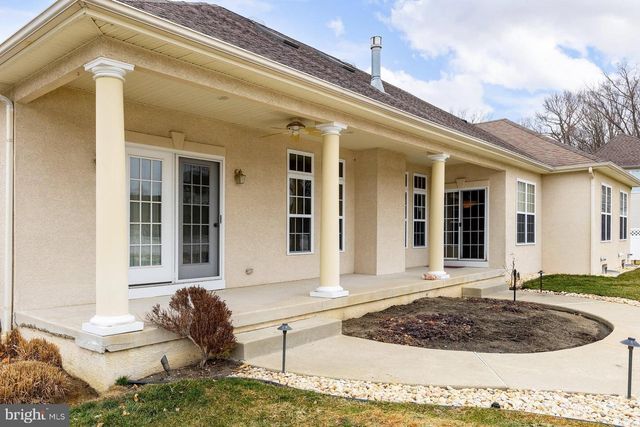 9 KENNETH CT, Sewell, NJ 08080