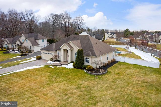 9 KENNETH CT, Sewell, NJ 08080