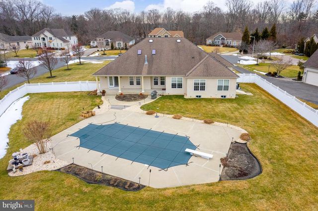 9 KENNETH CT, Sewell, NJ 08080