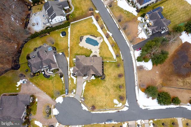 9 KENNETH CT, Sewell, NJ 08080