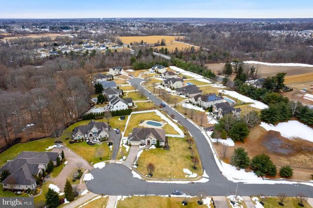 9 KENNETH CT, Sewell, NJ 08080