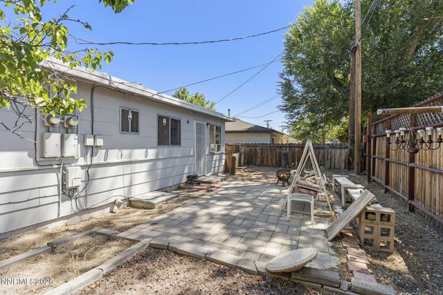 305 Burton Street, Carson City, NV 89706