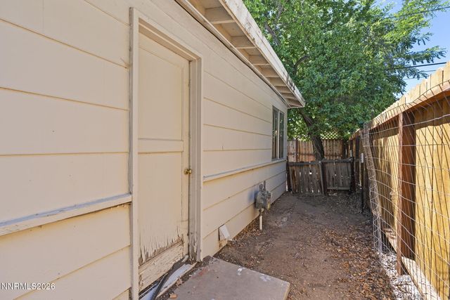 305 Burton Street, Carson City, NV 89706