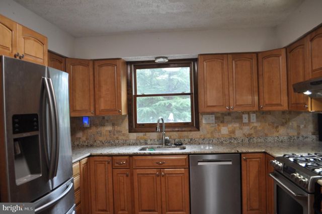 7905 ELBERTA DR, Severn, MD 21144