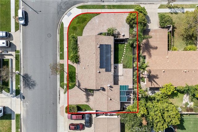 16551 Lucia Lane, Huntington Beach, CA 92647