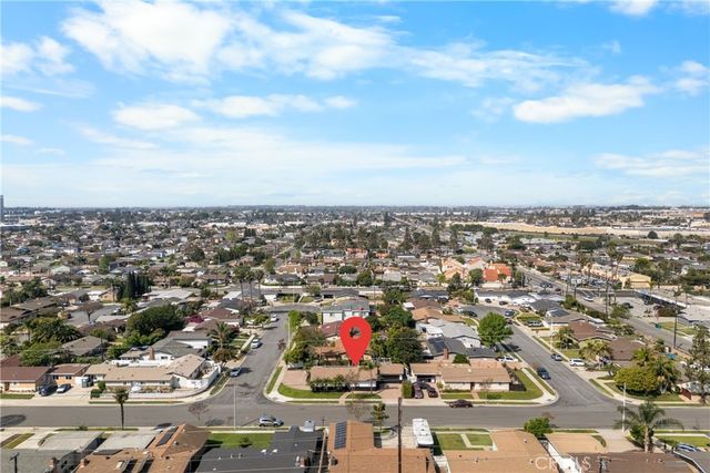 16551 Lucia Lane, Huntington Beach, CA 92647