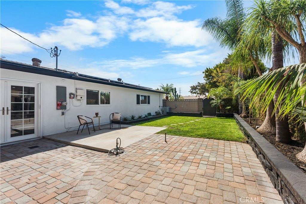 Image 24 of property listing at 16551 Lucia Lane, Huntington Beach, CA 92647