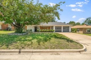 3305 Leith Avenue, Fort Worth, TX 76133