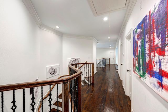 1117 Traweek Street, Spring Valley Village, TX 77055