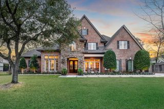 1117 Traweek Street, Spring Valley Village, TX 77055