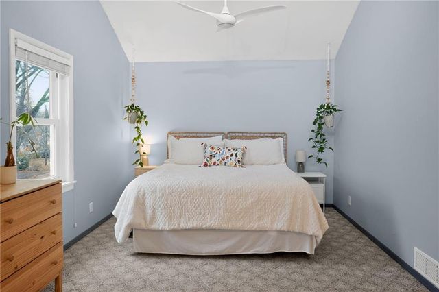 9147 MAIN Street, Kansas City, MO 64114