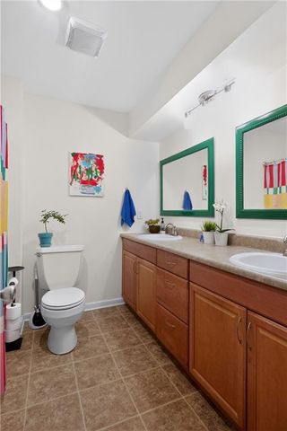 9147 MAIN Street, Kansas City, MO 64114