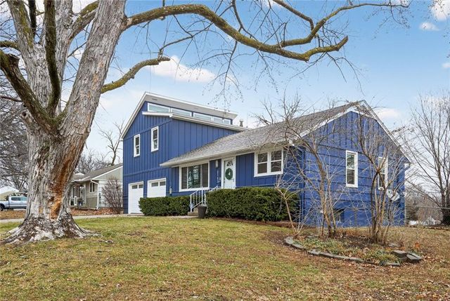 9147 MAIN Street, Kansas City, MO 64114