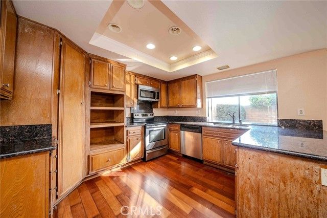 2100 Winterwood, Fullerton, CA 92833