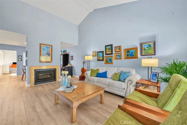 434 Champlain, Claremont, CA 91711
