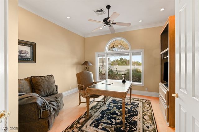 1234 Campbell Drive, Las Vegas, NV 89102