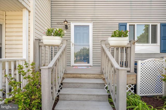 10120 NIGHTINGALE ST, Gaithersburg, MD 20882