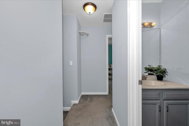 10120 NIGHTINGALE ST, Gaithersburg, MD 20882