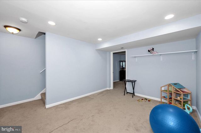 10120 NIGHTINGALE ST, Gaithersburg, MD 20882