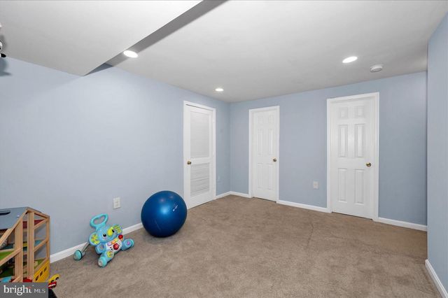 10120 NIGHTINGALE ST, Gaithersburg, MD 20882