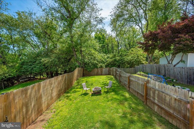 10120 NIGHTINGALE ST, Gaithersburg, MD 20882