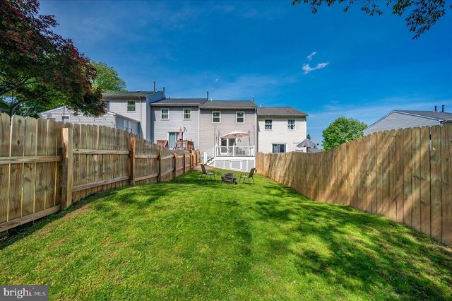 10120 NIGHTINGALE ST, Gaithersburg, MD 20882