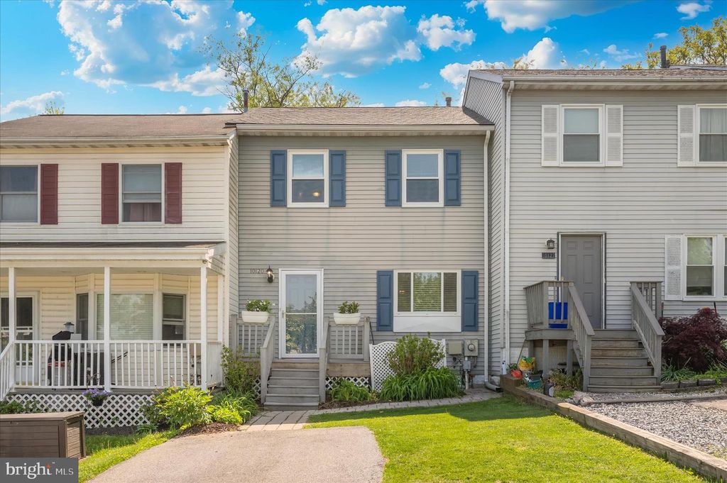 10120 NIGHTINGALE ST, Gaithersburg, MD 20882