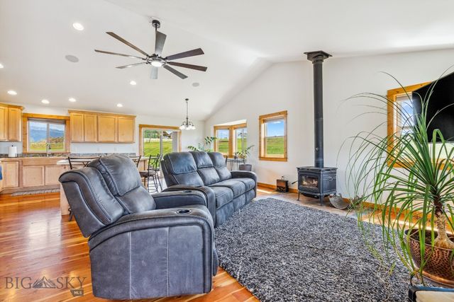 418 May Lane, Belgrade, MT 59714