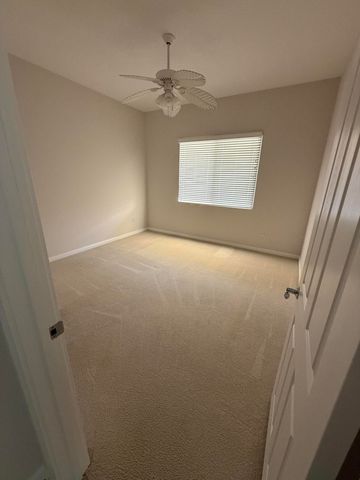 4 Harbour Isle Drive E Unit 204, Fort Pierce, FL 34949