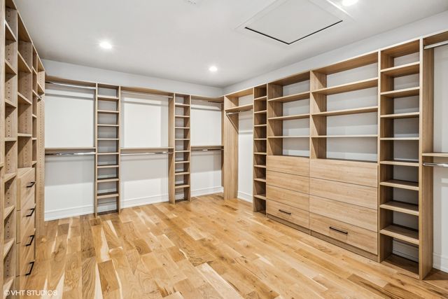 4411 Woodward Avenue, Downers Grove, IL 60515