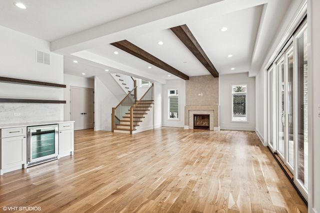 4411 Woodward Avenue, Downers Grove, IL 60515