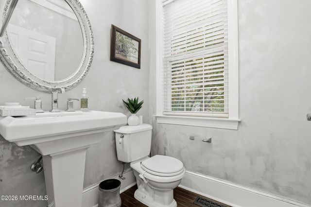 59 Greenwich Drive, Jackson, NJ 08527