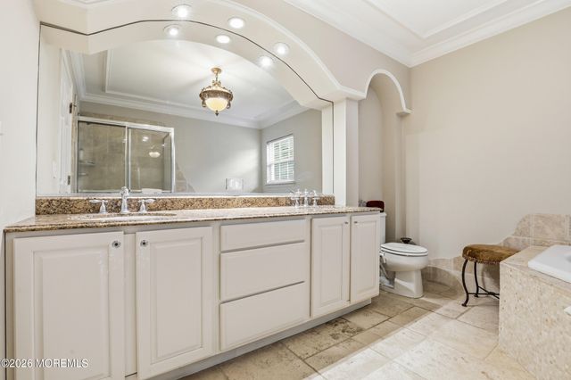 59 Greenwich Drive, Jackson, NJ 08527