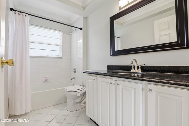 59 Greenwich Drive, Jackson, NJ 08527