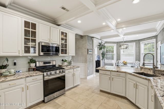 59 Greenwich Drive, Jackson, NJ 08527