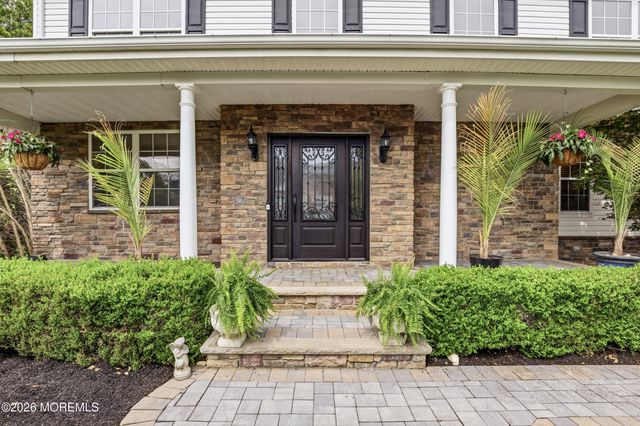 59 Greenwich Drive, Jackson, NJ 08527