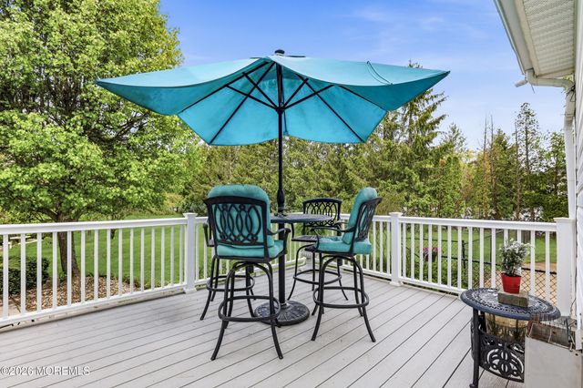 59 Greenwich Drive, Jackson, NJ 08527