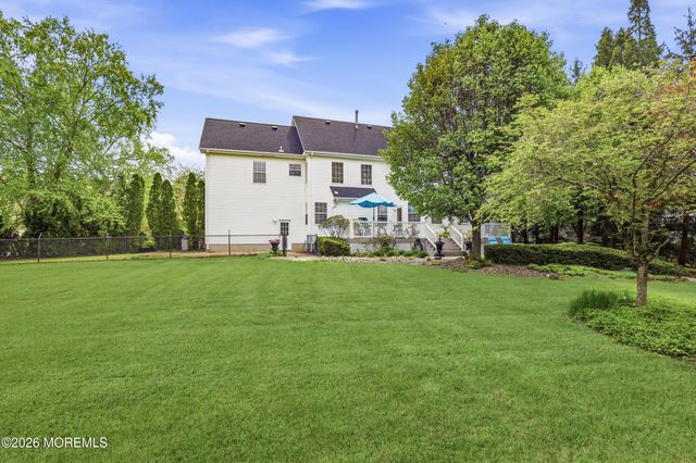 59 Greenwich Drive, Jackson, NJ 08527