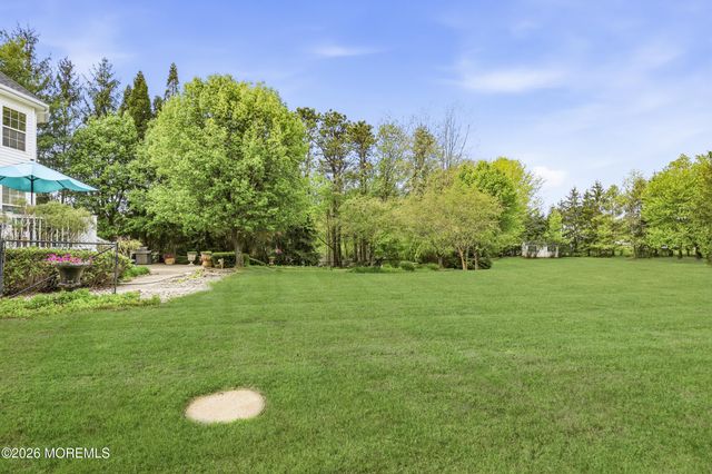 59 Greenwich Drive, Jackson, NJ 08527