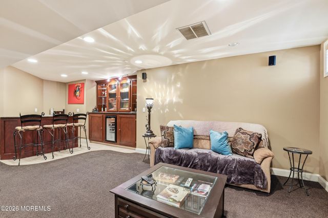 59 Greenwich Drive, Jackson, NJ 08527