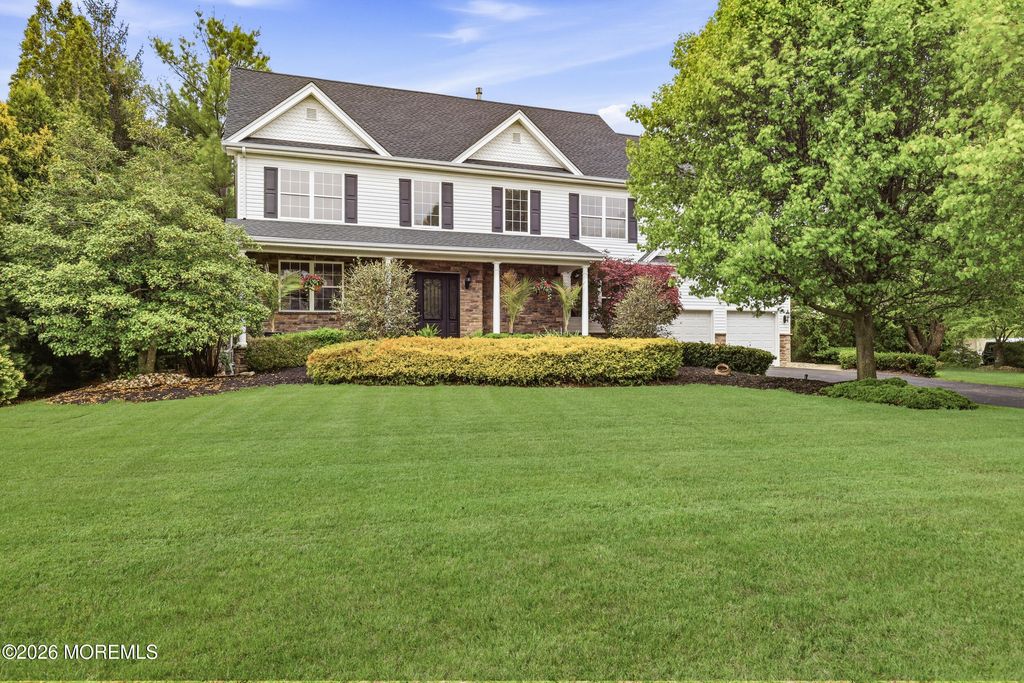 59 Greenwich Drive, Jackson, NJ 08527