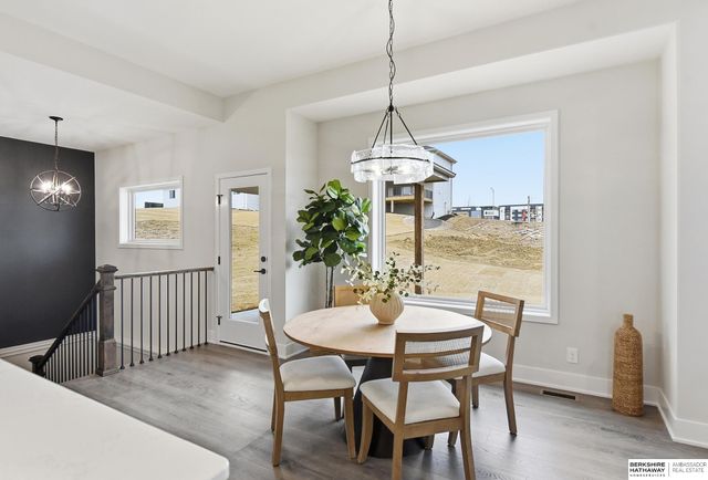 21854 Amber Circle, Gretna, NE 68028