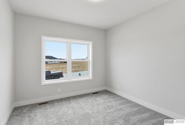 21854 Amber Circle, Gretna, NE 68028