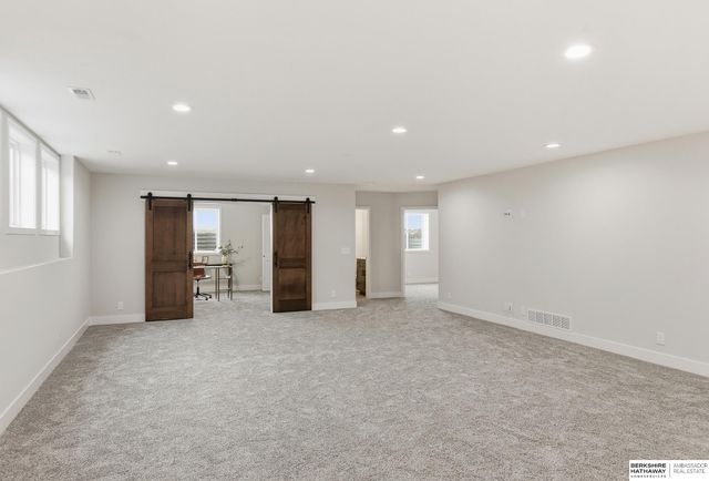 21854 Amber Circle, Gretna, NE 68028
