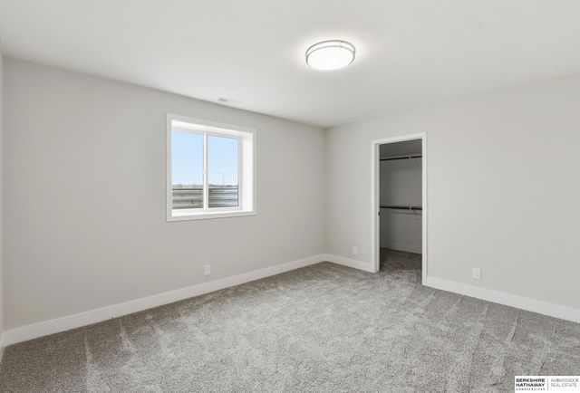 21854 Amber Circle, Gretna, NE 68028