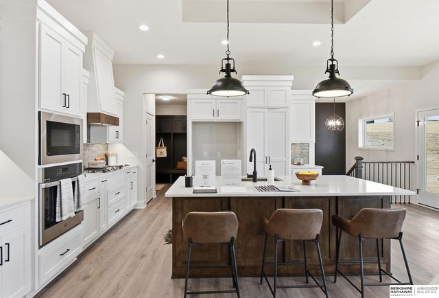 21854 Amber Circle, Gretna, NE 68028
