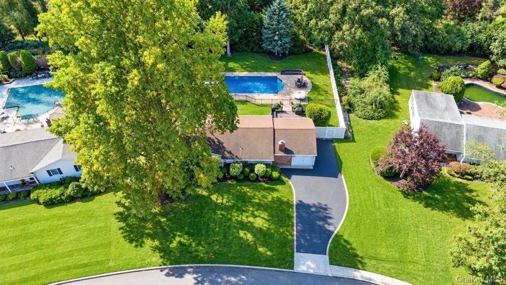 130 Rocky Point Landing Road, Rocky Point, NY 11778 — exterior