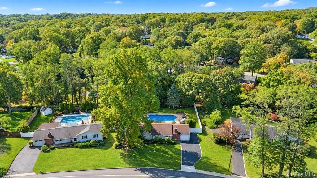 130 Rocky Point Landing Road, Rocky Point, NY 11778 — photo 2