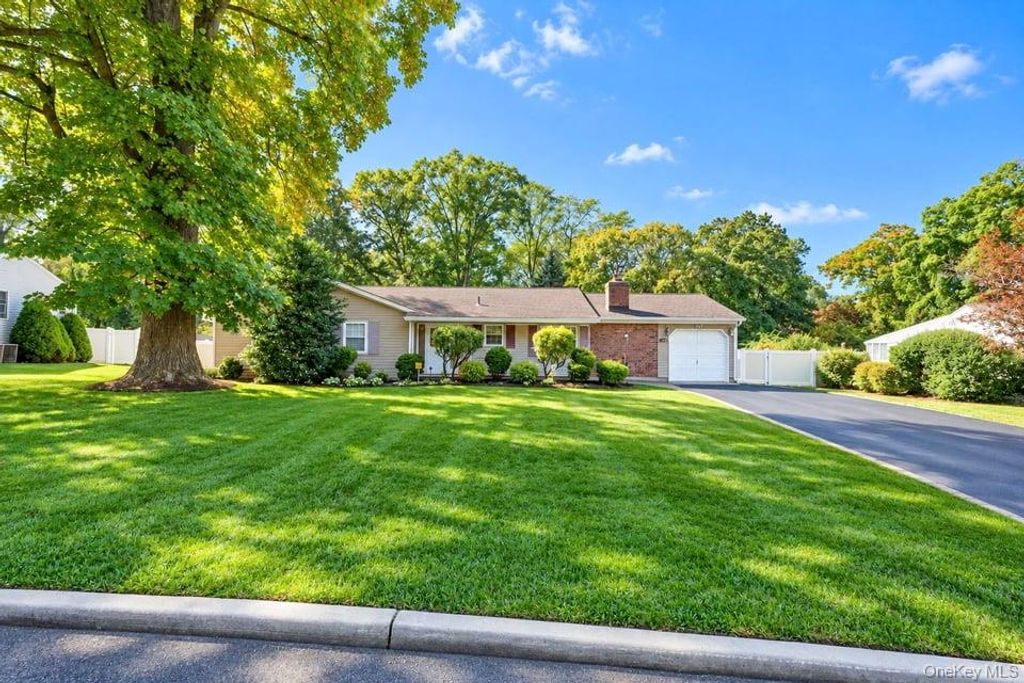 130 Rocky Point Landing Road, Rocky Point, NY 11778 — photo 3